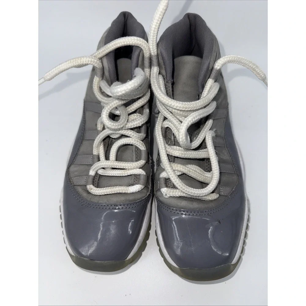 Air Jordan 11 Retro Cool Gray (2021) (GS) Sneakers 378038-005 Mens Size 5Y Used